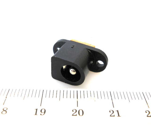 Гнездо питания 5.5х2.4мм.корп.